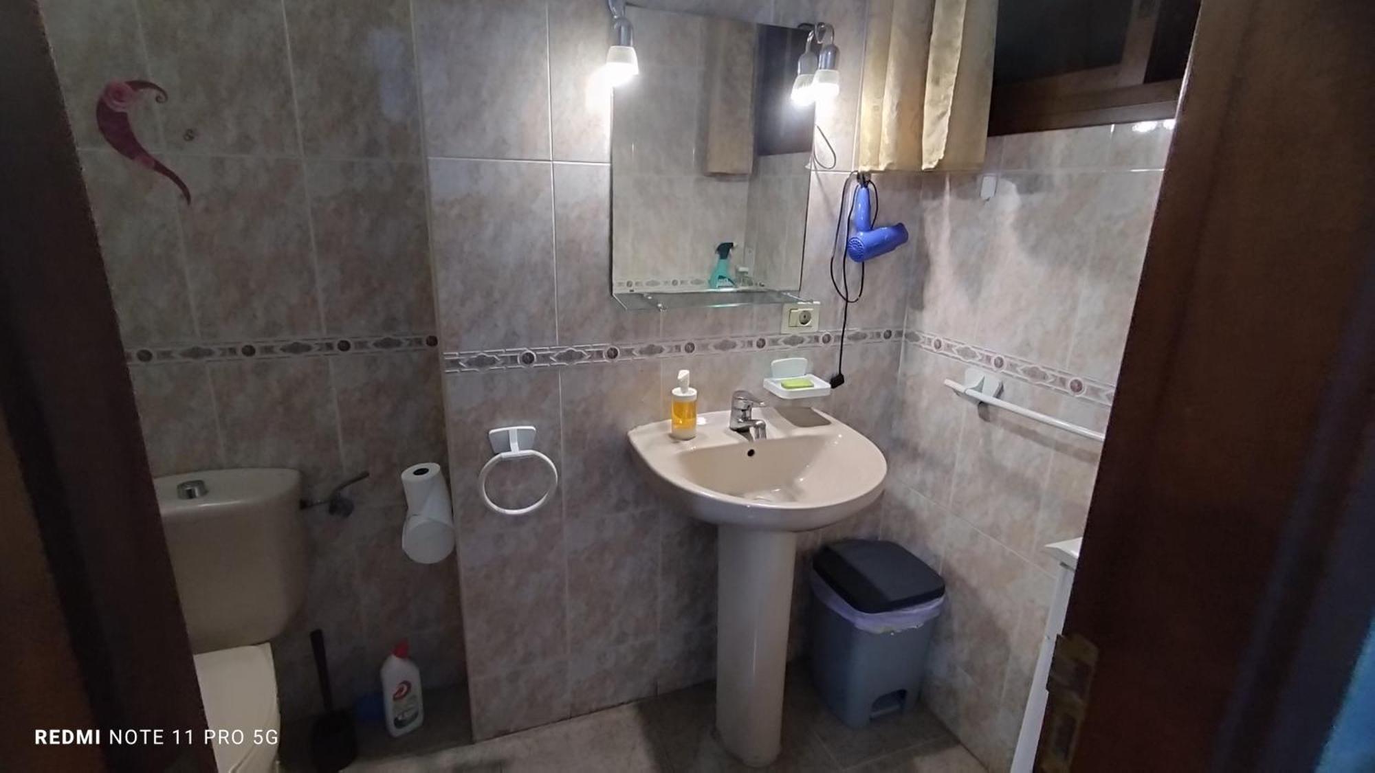 Los Cristianos Centro, Room With A Private Bathroom In Shared Apartment Arona  Luaran gambar